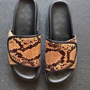 Helmet Lang side 10 slide shoes.